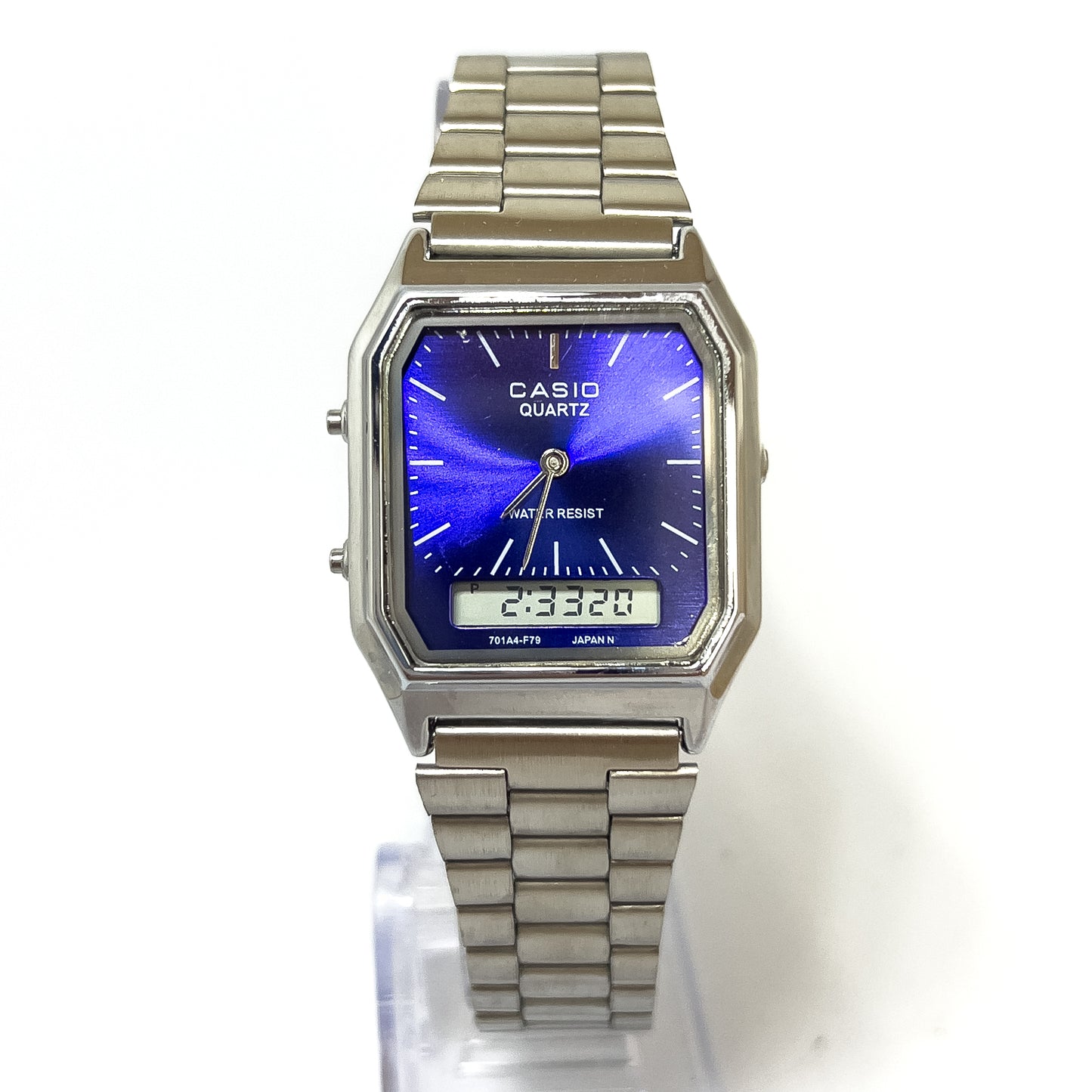 Casio Plateado AQ-230A